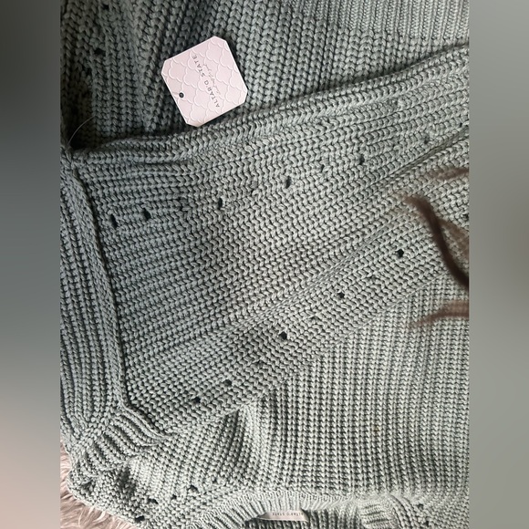 Altar’d State Sweater, Large - Picture 2 of 4